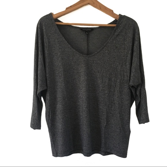 Banana Republic Factory Tops - BANANA REPUBLIC FACTORY V-Neck Three Quarter Top